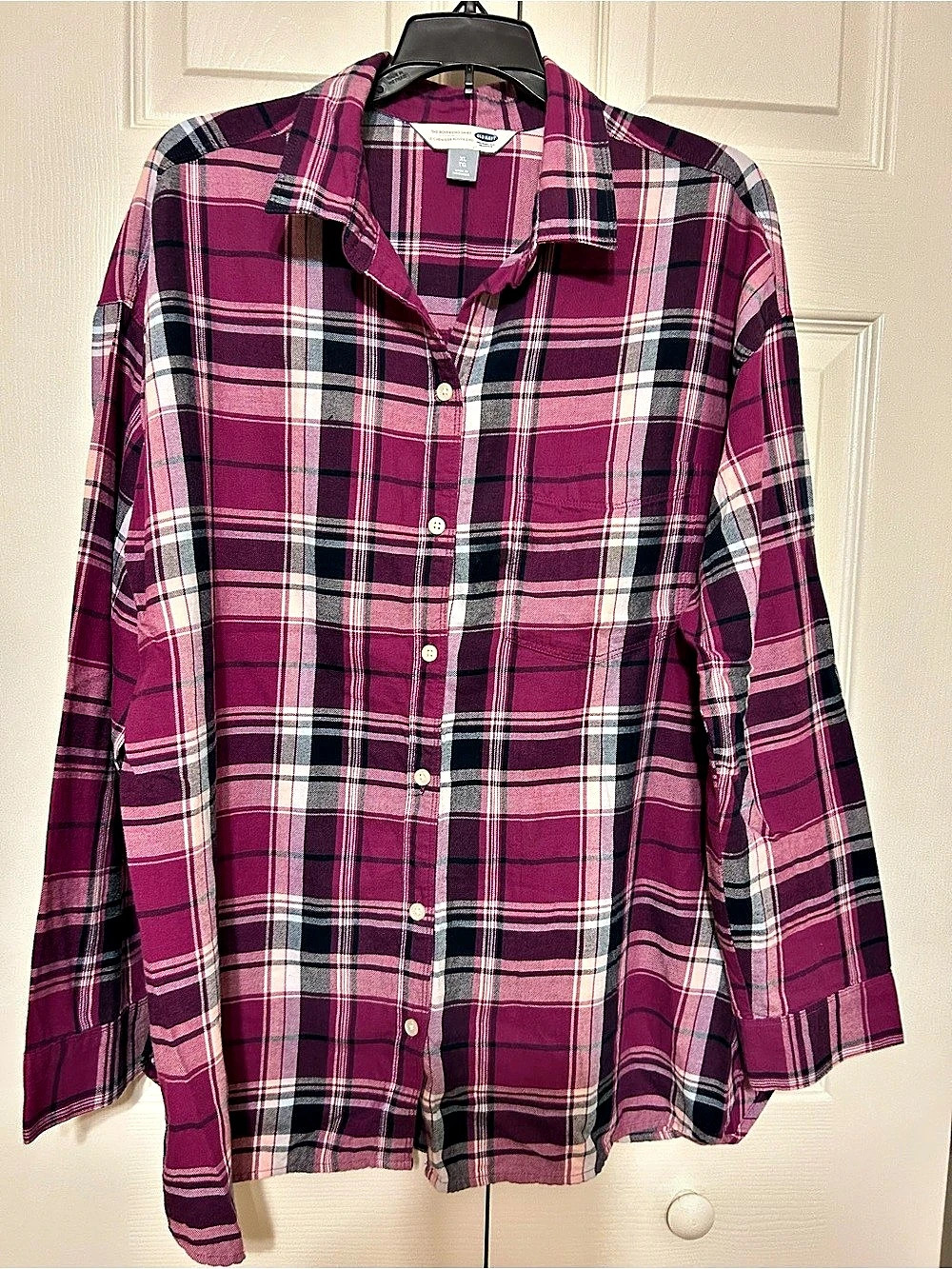 Old Navy The Boyfriend Shirt Plaid Cotton Button Down in Purple & White XL